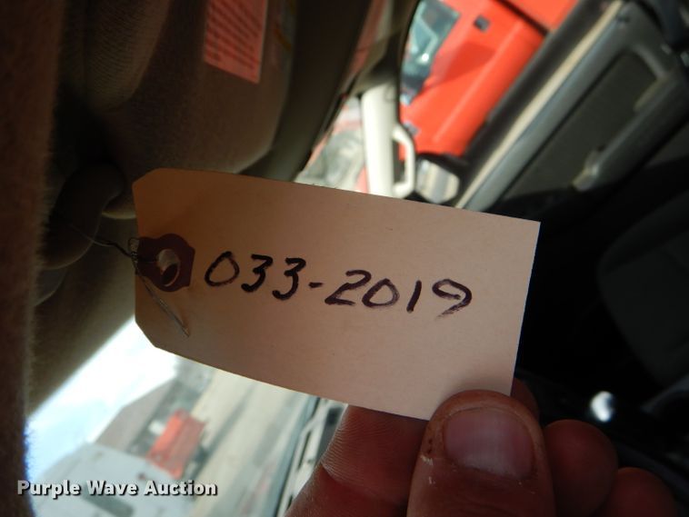 image for item DE4413 2009 Ford Explorer SUV