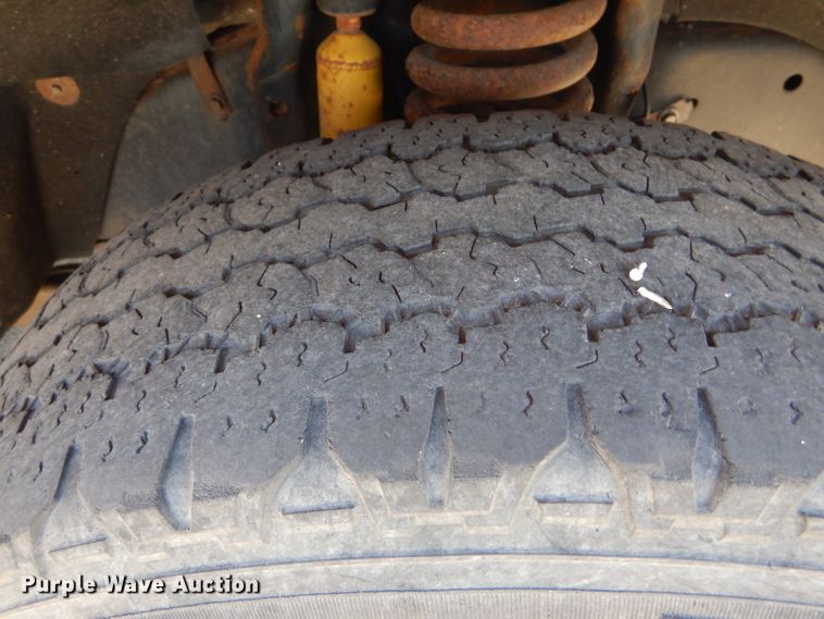 image for item DE4415 2009 Ford F250 Super Duty utility bed pickup truck