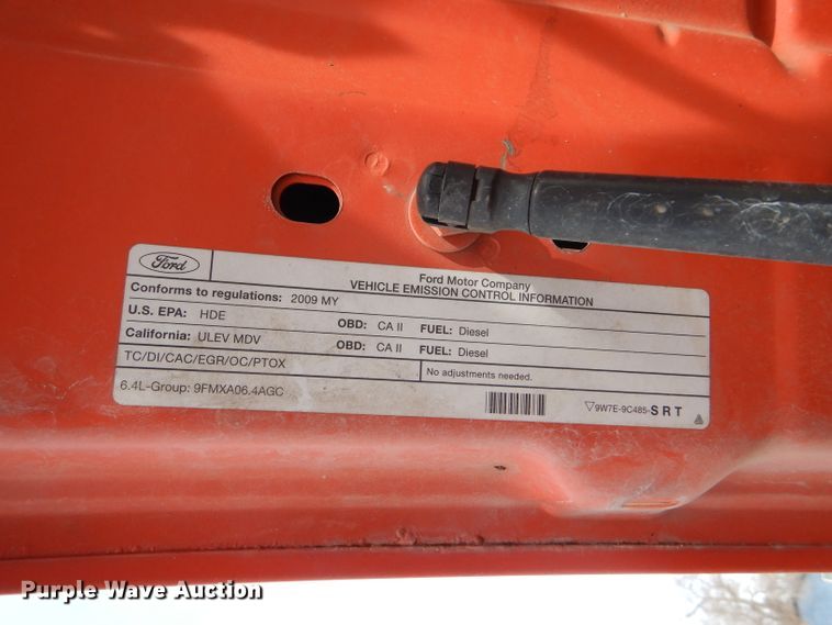 image for item DE4416 2009 Ford F250 Super Duty utility bed pickup truck