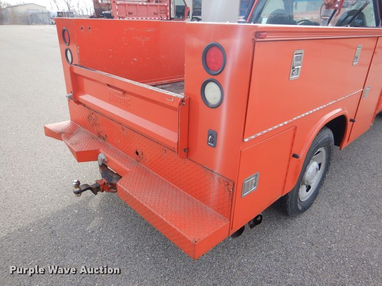 image for item DE4416 2009 Ford F250 Super Duty utility bed pickup truck