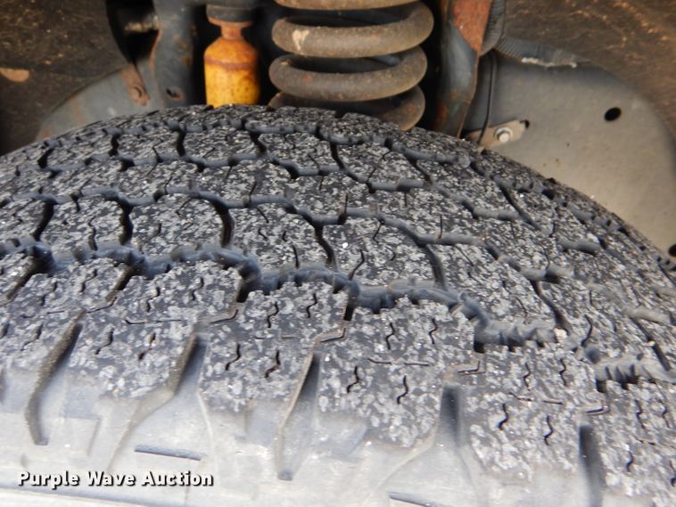 image for item DE4416 2009 Ford F250 Super Duty utility bed pickup truck