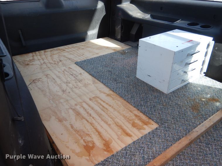 image for item DE4417 2008 Chevrolet Suburban 2500 SUV