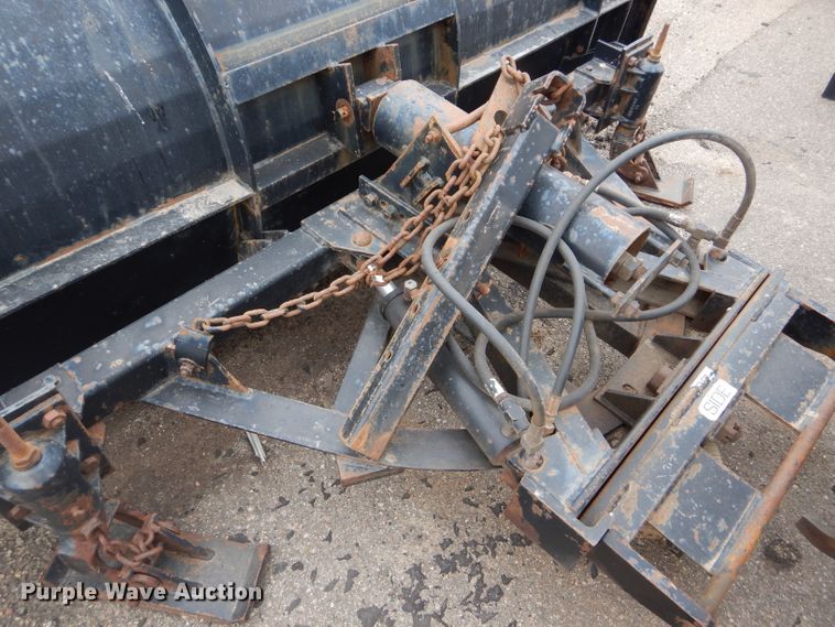 image for item DE4425 2001 Sterling LT7501 dump truck