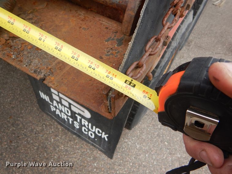 image for item DE4425 2001 Sterling LT7501 dump truck