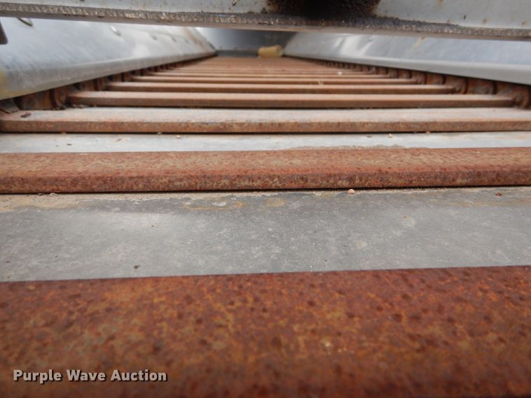 image for item DE4425 2001 Sterling LT7501 dump truck