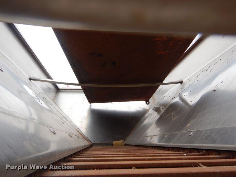 image for item DE4425 2001 Sterling LT7501 dump truck