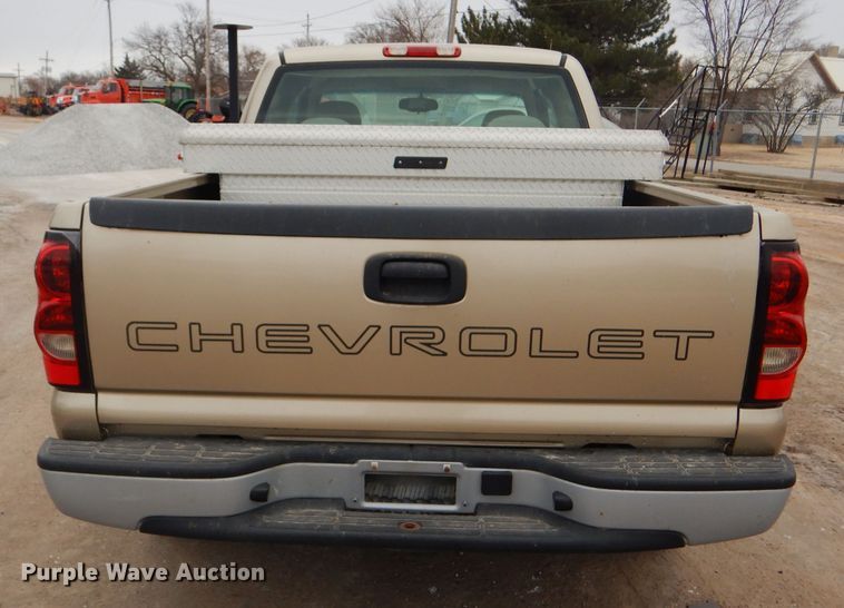 image for item DE4426 2006 Chevrolet Silverado 1500 Ext. Cab pickup truck