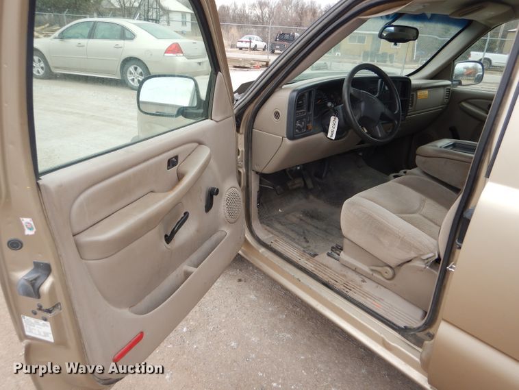 image for item DE4426 2006 Chevrolet Silverado 1500 Ext. Cab pickup truck