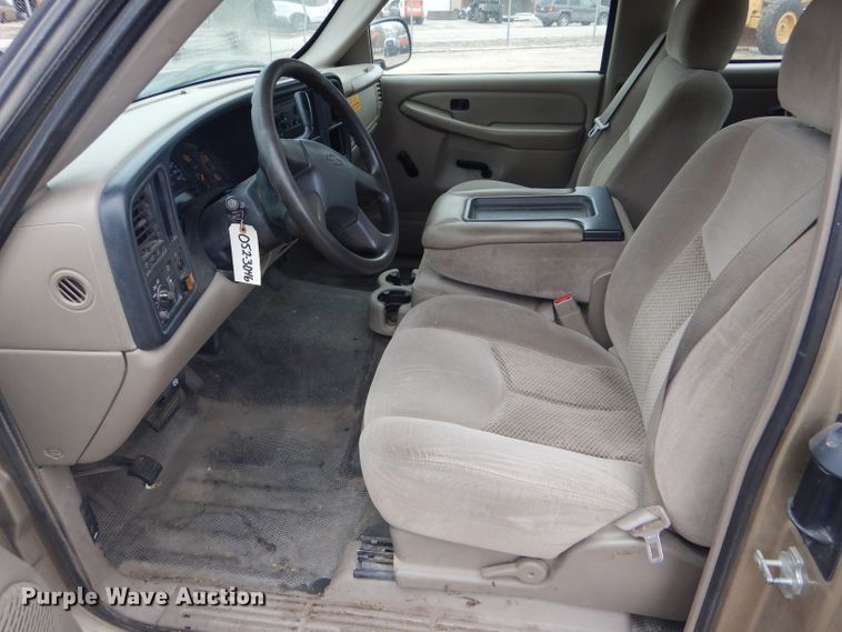 image for item DE4426 2006 Chevrolet Silverado 1500 Ext. Cab pickup truck