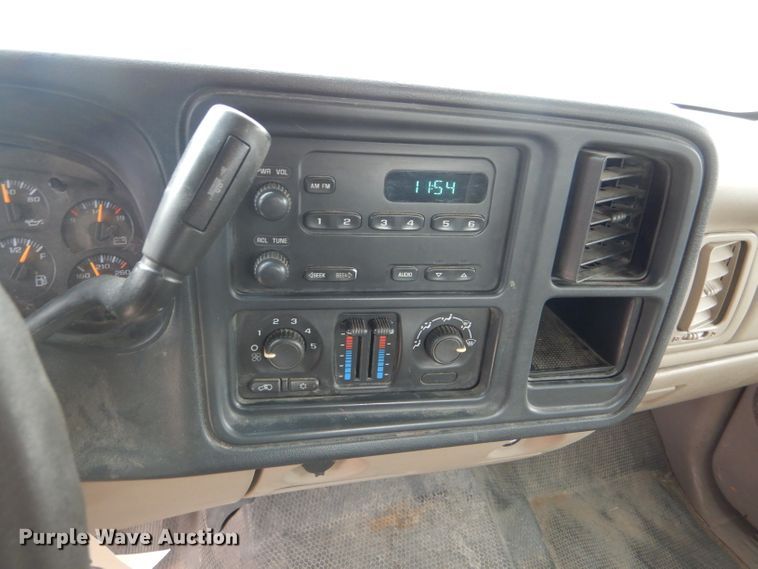 image for item DE4426 2006 Chevrolet Silverado 1500 Ext. Cab pickup truck