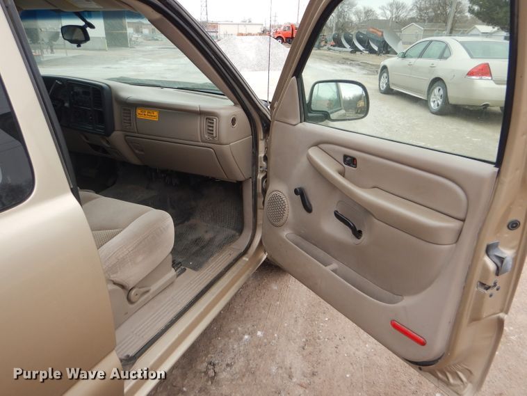 image for item DE4426 2006 Chevrolet Silverado 1500 Ext. Cab pickup truck