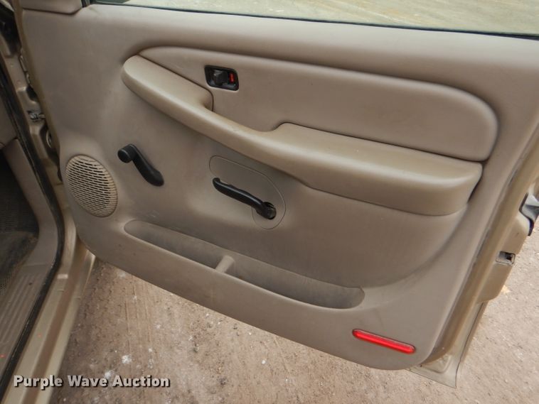 image for item DE4426 2006 Chevrolet Silverado 1500 Ext. Cab pickup truck