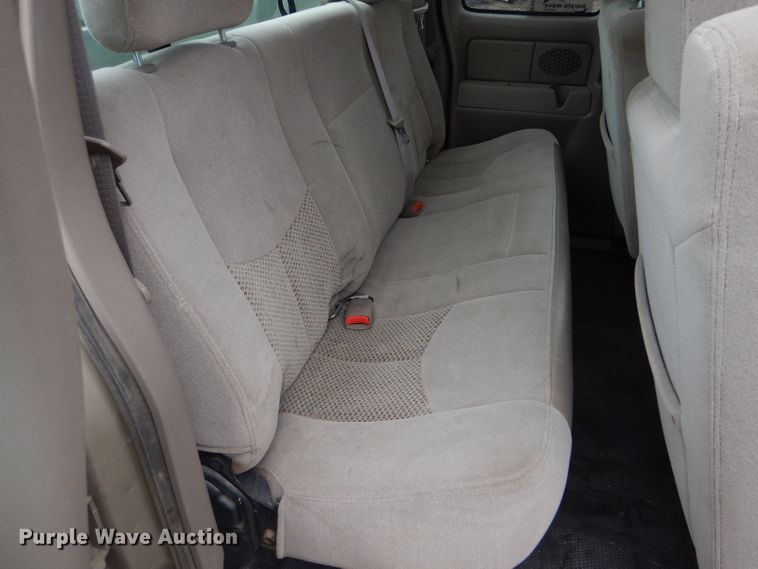 image for item DE4426 2006 Chevrolet Silverado 1500 Ext. Cab pickup truck