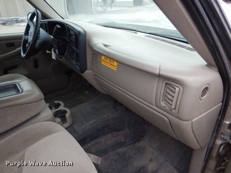 image for item DE4426 2006 Chevrolet Silverado 1500 Ext. Cab pickup truck