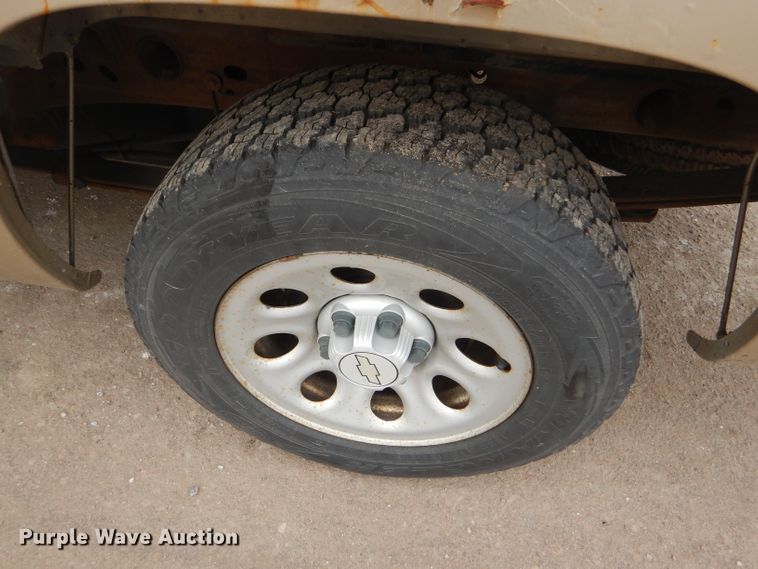 image for item DE4426 2006 Chevrolet Silverado 1500 Ext. Cab pickup truck