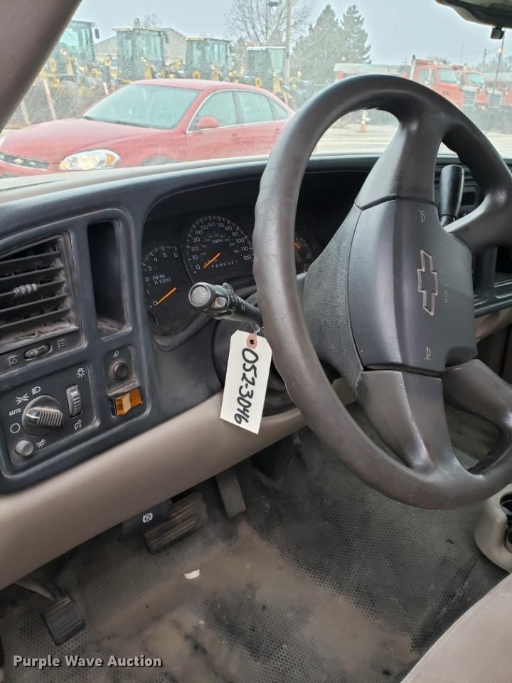 image for item DE4426 2006 Chevrolet Silverado 1500 Ext. Cab pickup truck