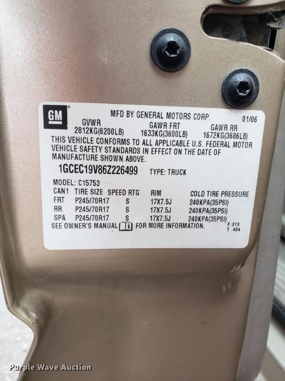 image for item DE4426 2006 Chevrolet Silverado 1500 Ext. Cab pickup truck