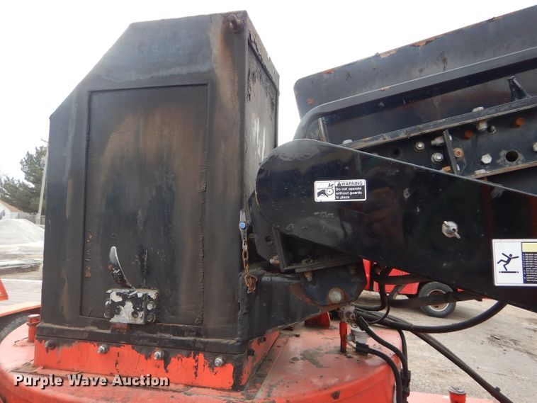 image for item DE4428 2004 Craft Co SS-125 crack sealer