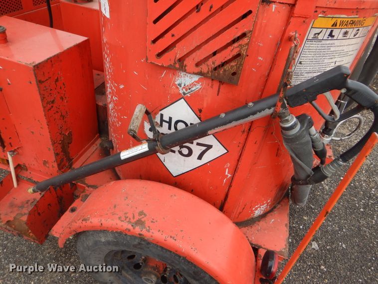 image for item DE4428 2004 Craft Co SS-125 crack sealer