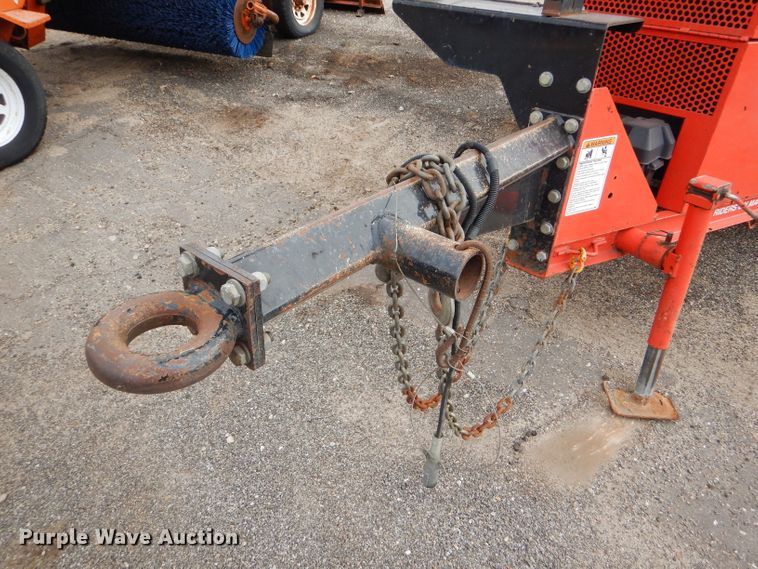 image for item DE4428 2004 Craft Co SS-125 crack sealer