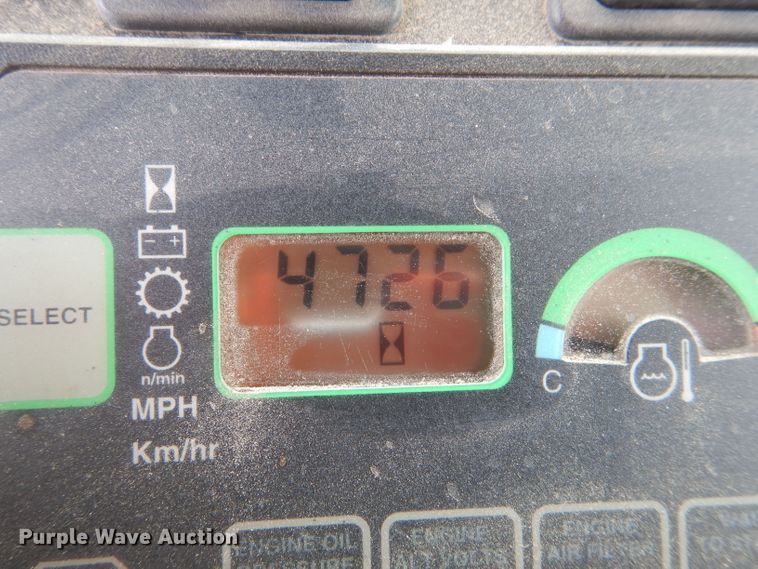 image for item DE4430 2001 John Deere 770CH motor grader