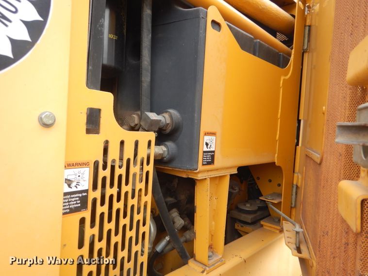 image for item DE4430 2001 John Deere 770CH motor grader