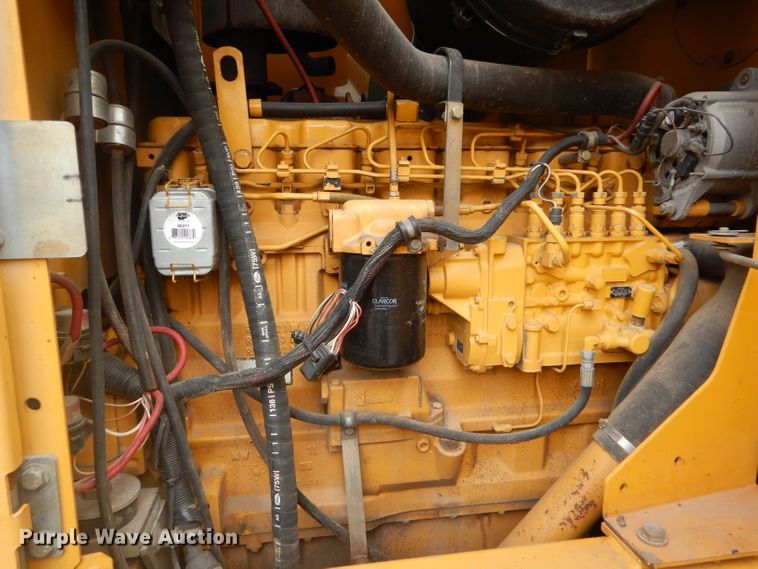 image for item DE4430 2001 John Deere 770CH motor grader