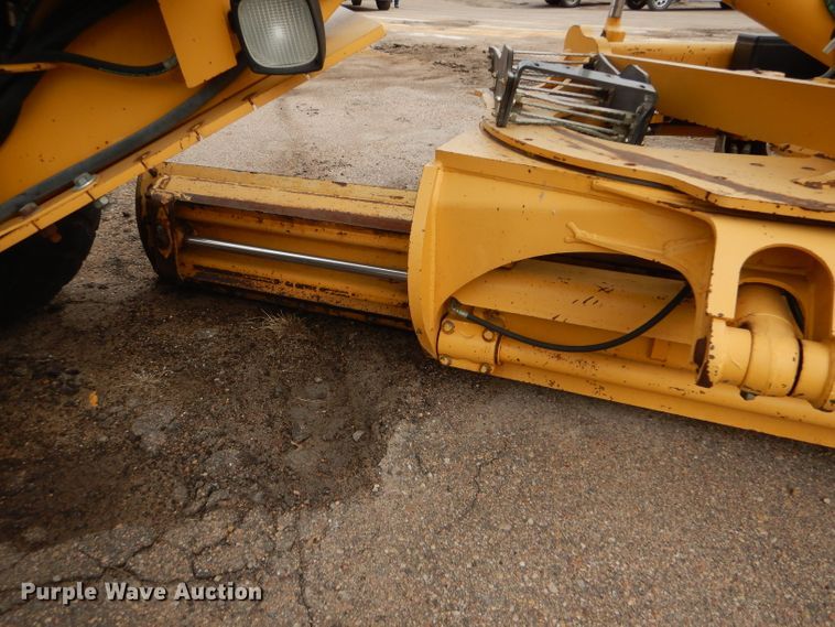 image for item DE4430 2001 John Deere 770CH motor grader