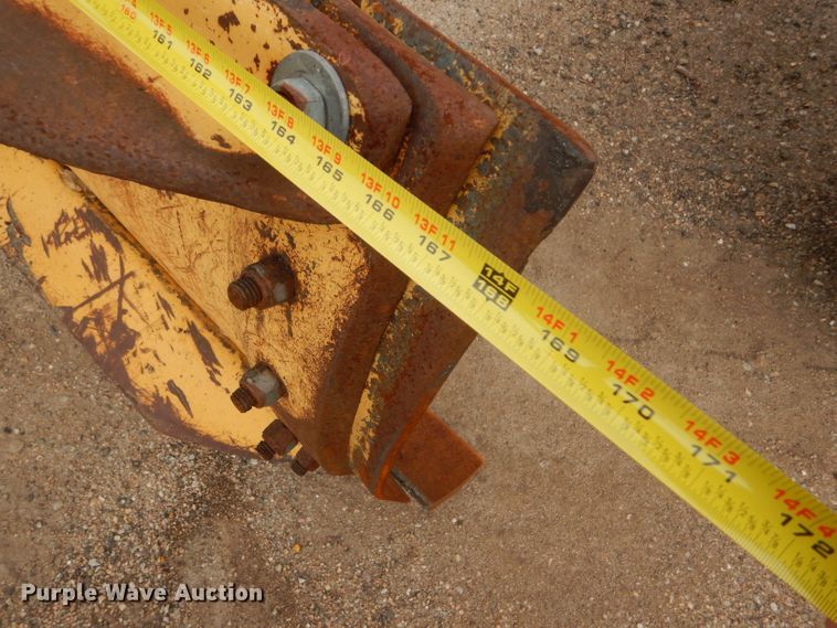 image for item DE4430 2001 John Deere 770CH motor grader