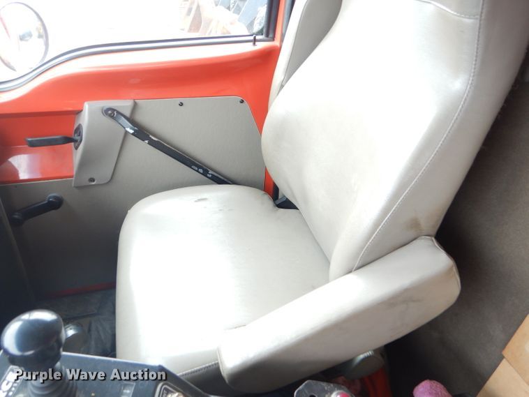 image for item DE4432 2001 Sterling LT7501 dump truck