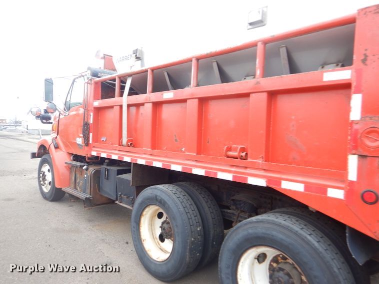 image for item DE4432 2001 Sterling LT7501 dump truck