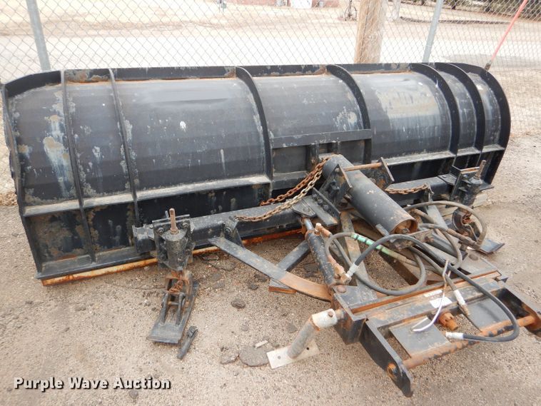 image for item DE4432 2001 Sterling LT7501 dump truck