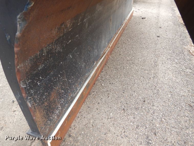 image for item DE4432 2001 Sterling LT7501 dump truck