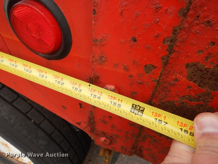 image for item DE4432 2001 Sterling LT7501 dump truck