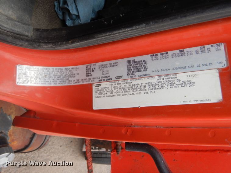 image for item DE4432 2001 Sterling LT7501 dump truck