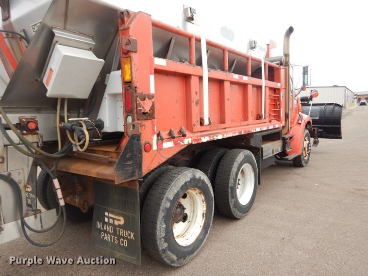 image for item DE4433 2001 Sterling LT7501 dump truck