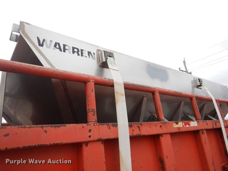 image for item DE4433 2001 Sterling LT7501 dump truck