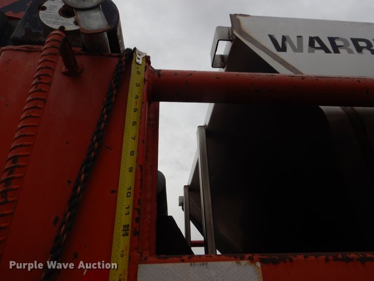 image for item DE4433 2001 Sterling LT7501 dump truck