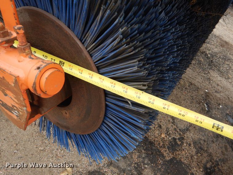 image for item DE4434 2006 Broce RJ-350 broom