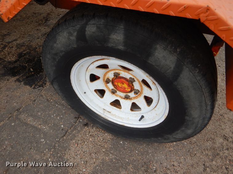 image for item DE4434 2006 Broce RJ-350 broom