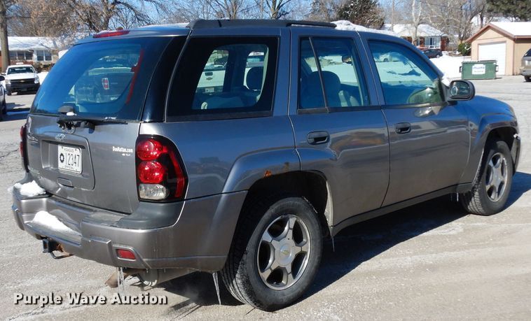 image for item DG6256 2007 Chevrolet TrailBlazer SUV