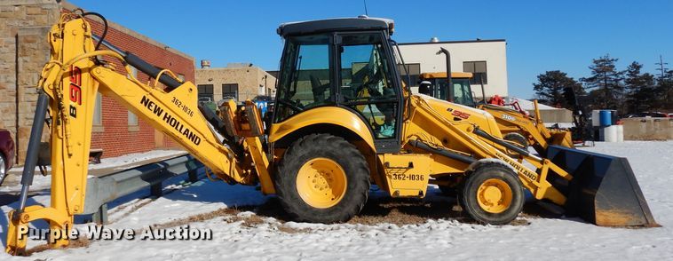 image for item DG6261 2006 New Holland B95 backhoe