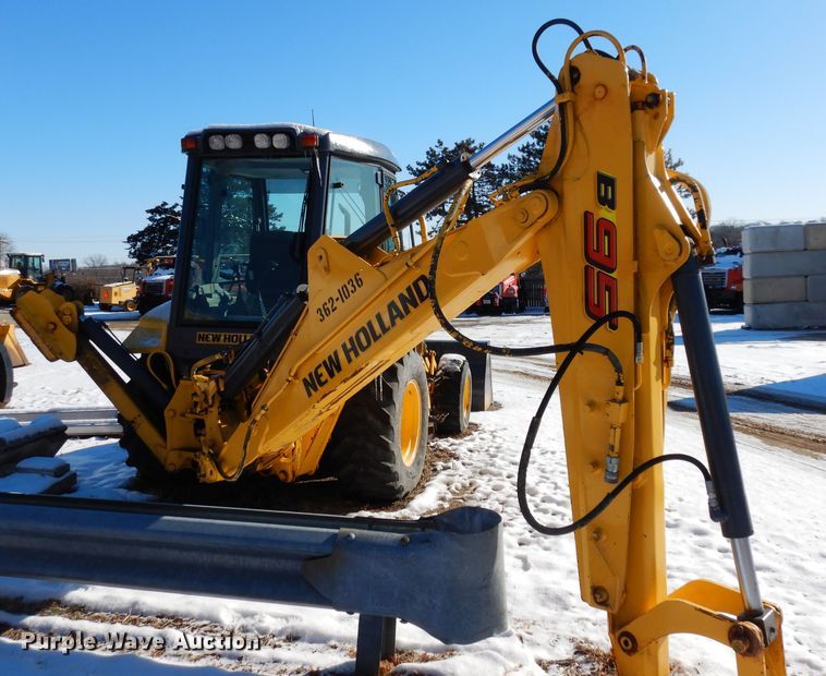 image for item DG6261 2006 New Holland B95 backhoe