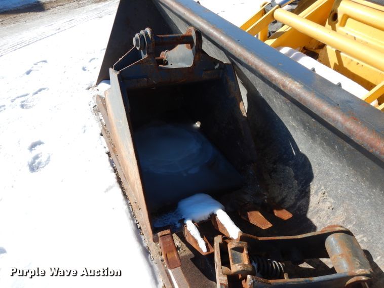 image for item DG6261 2006 New Holland B95 backhoe