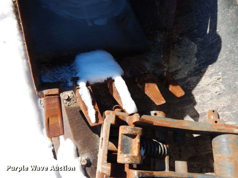 image for item DG6261 2006 New Holland B95 backhoe