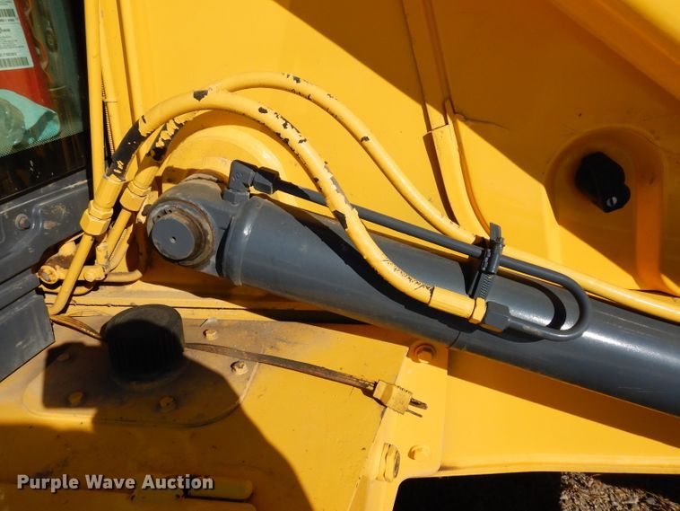 image for item DG6261 2006 New Holland B95 backhoe