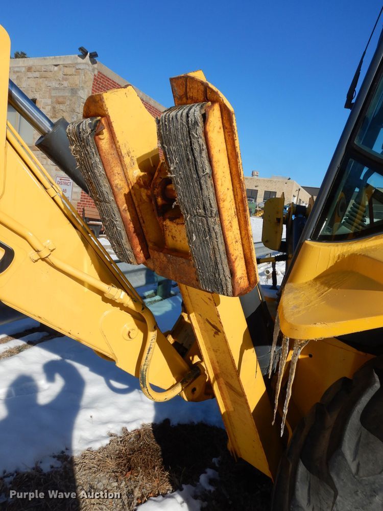 image for item DG6261 2006 New Holland B95 backhoe