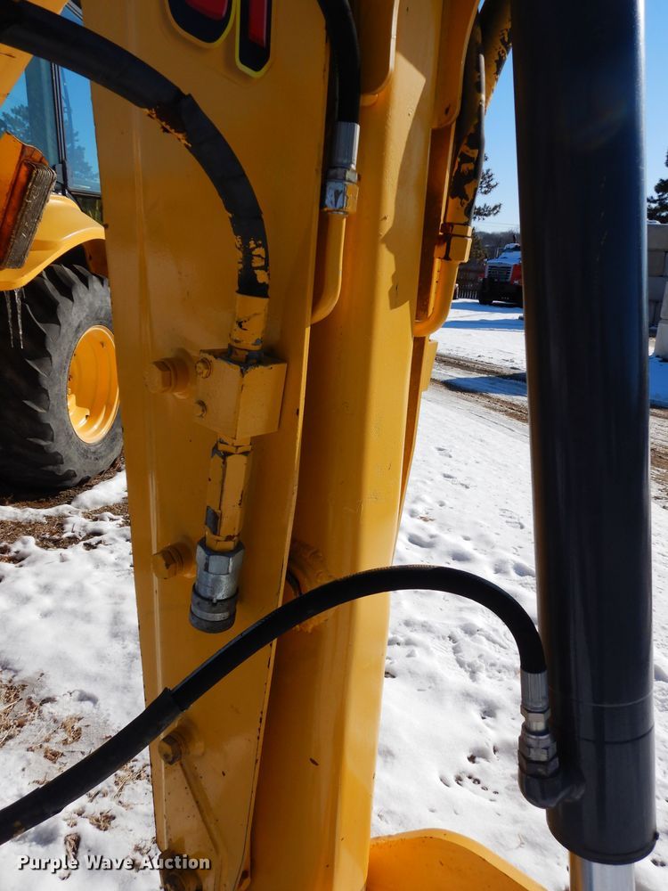 image for item DG6261 2006 New Holland B95 backhoe