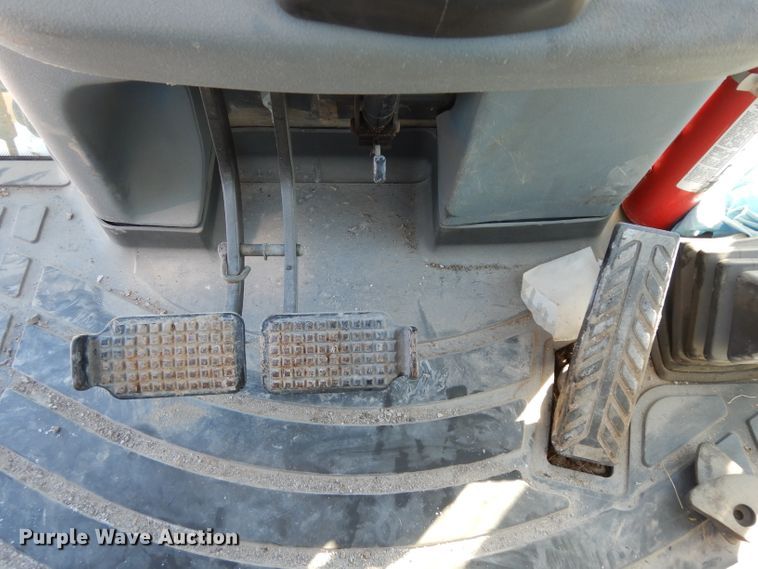 image for item DG6261 2006 New Holland B95 backhoe