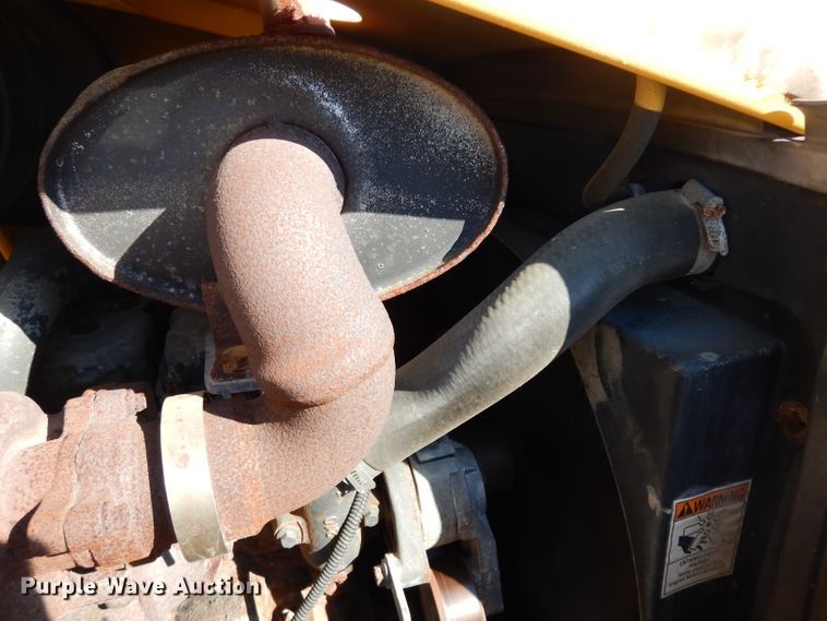 image for item DG6261 2006 New Holland B95 backhoe